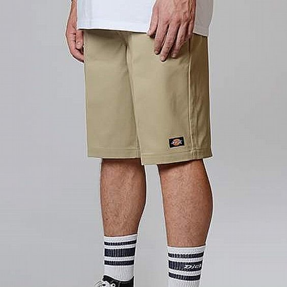 DICKIES SHORTS - 13 - SLIM FIT KHAKI